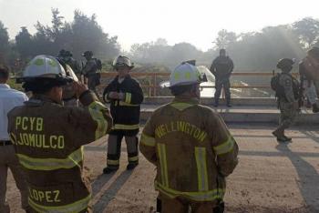 Fuga de gasolina por toma clandestina moviliza a emergencias en Tlahuelilpan