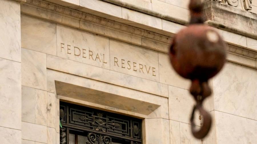 Reserva Federal mantiene tasa de interés en rango de 3.50% a 3.75% pese a presiones de Donald Trump