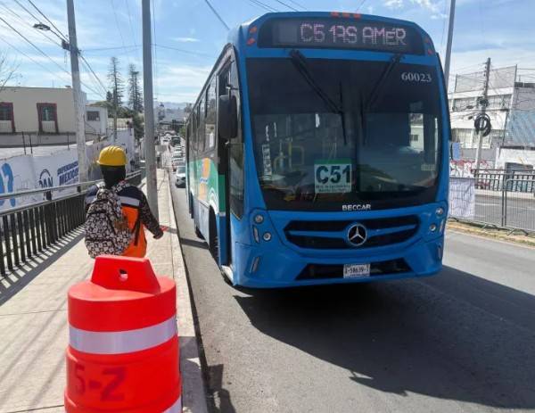 ¿Cu&aacute;les son los horarios de mayor congesti&oacute;n en Corregidora Norte por obra del tren?