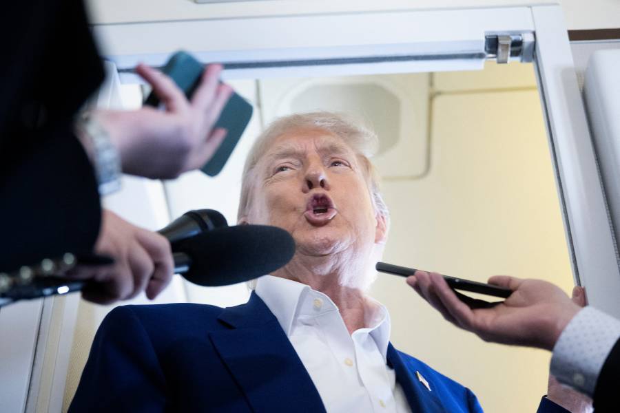 Trump advierte a Irán que su flota está lista para actuar con violencia si es necesario