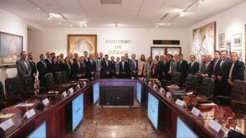Claudia Sheinbaum impulsa plan integral con la industria automotriz en Palacio Nacional