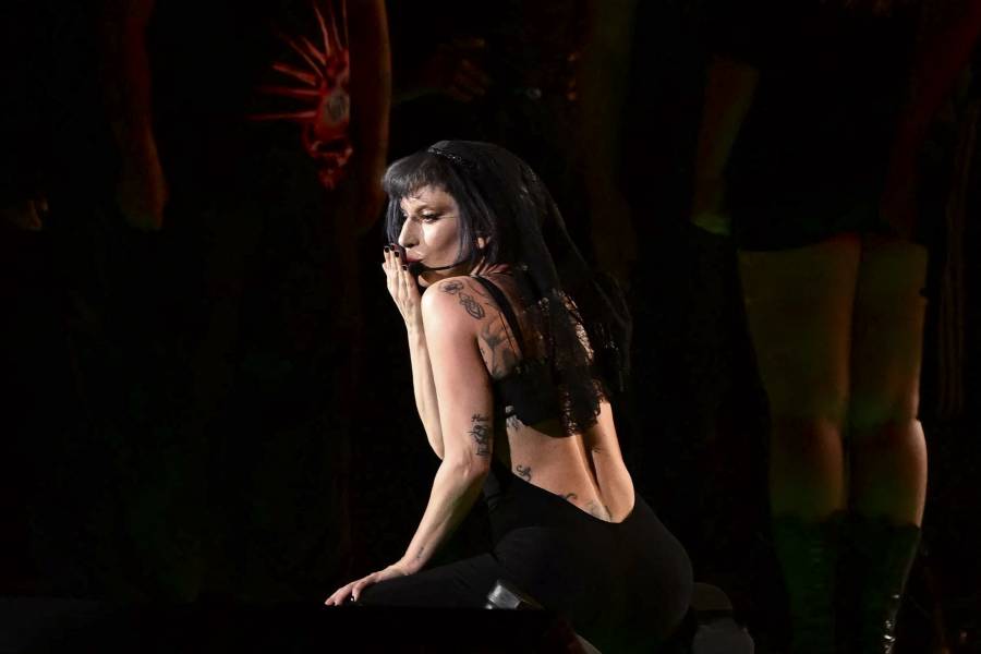 Lady Gaga condena acciones del ICE durante concierto en Tokio
