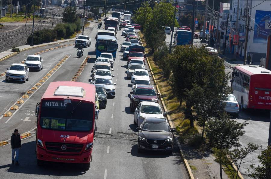 Hoy No Circula se mantiene este jueves en CDMX y Edomex