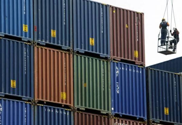 Exportaciones de M&eacute;xico crecieron 7.6% en 2025 pese a tensiones con EEUU