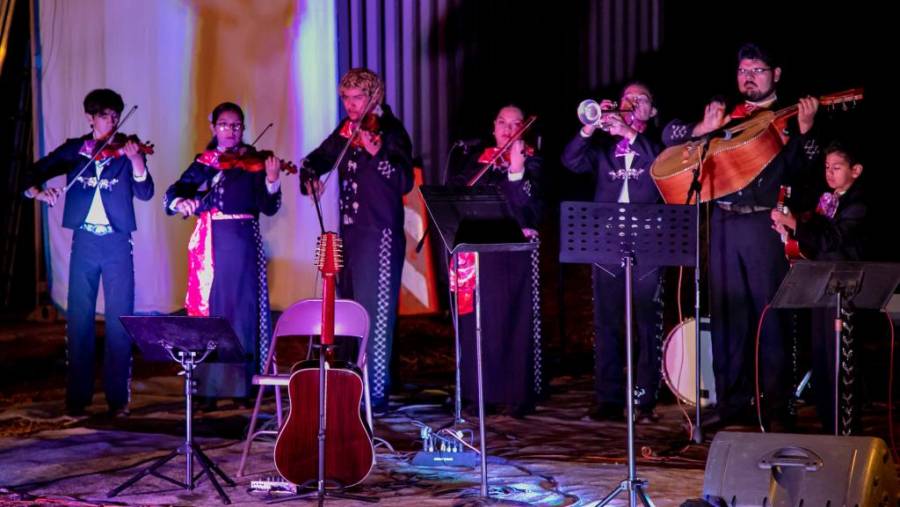 Gobierno de Colima anuncia concierto binacional Retro Fest Sinfónico con artistas de México y EU