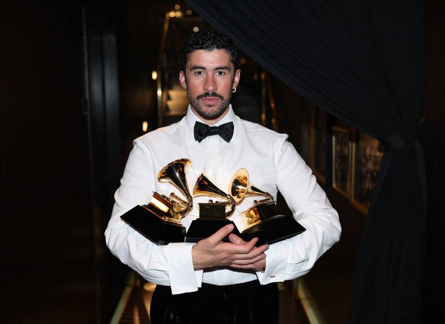 Ricky Martin reconoce a Bad Bunny por hacer historia en los Grammy