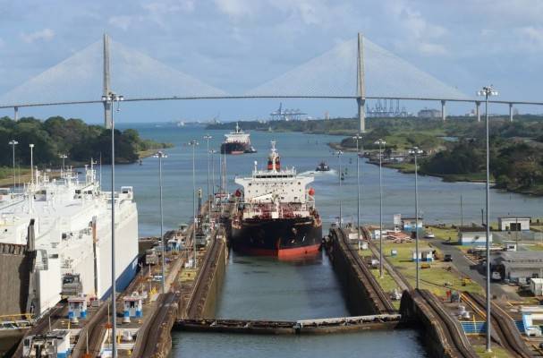 China amenaza a Panam&aacute; tras perder la concesi&oacute;n portuaria estrat&eacute;gica
