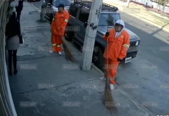 Delincuentes usan uniformes de servicios urbanos para cometer robo en la GAM