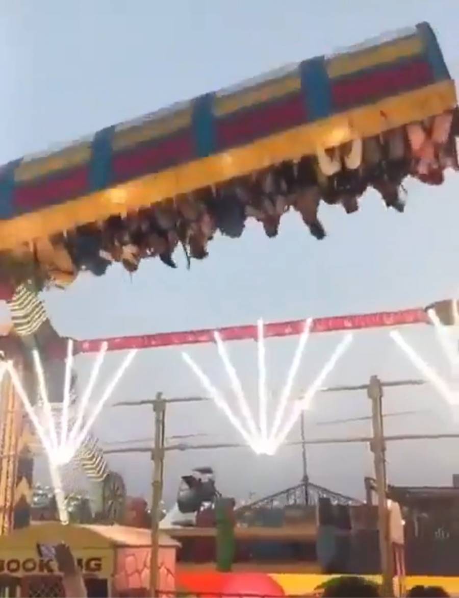 Colapso de juego mec&aacute;nico en feria de India deja dos muertos y 13 heridos