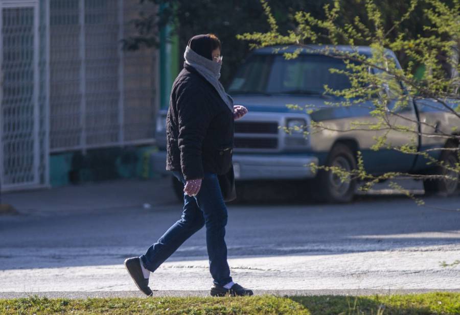 Ambiente frío y cielo nublado marcarán el clima en la CDMX este 8 de febrero