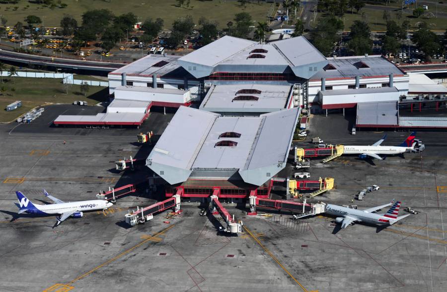 Cuba informa a aerol&iacute;neas que no hay combustible en la isla