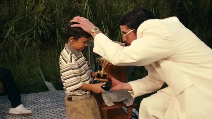 Lincoln Fox Ramadán, el verdadero niño del show de Bad Bunny en el Super Bowl LX