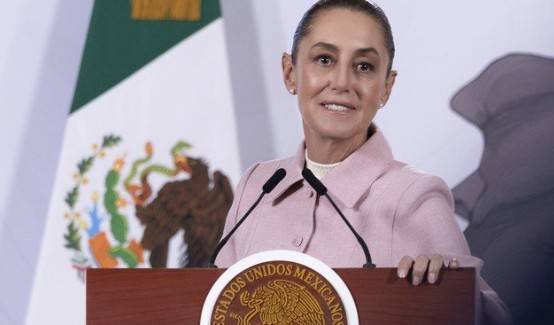 Gobierno lanza Beca Rita Cetina de uniformes y útiles con apoyo de $2,500 anuales por alumno de primaria