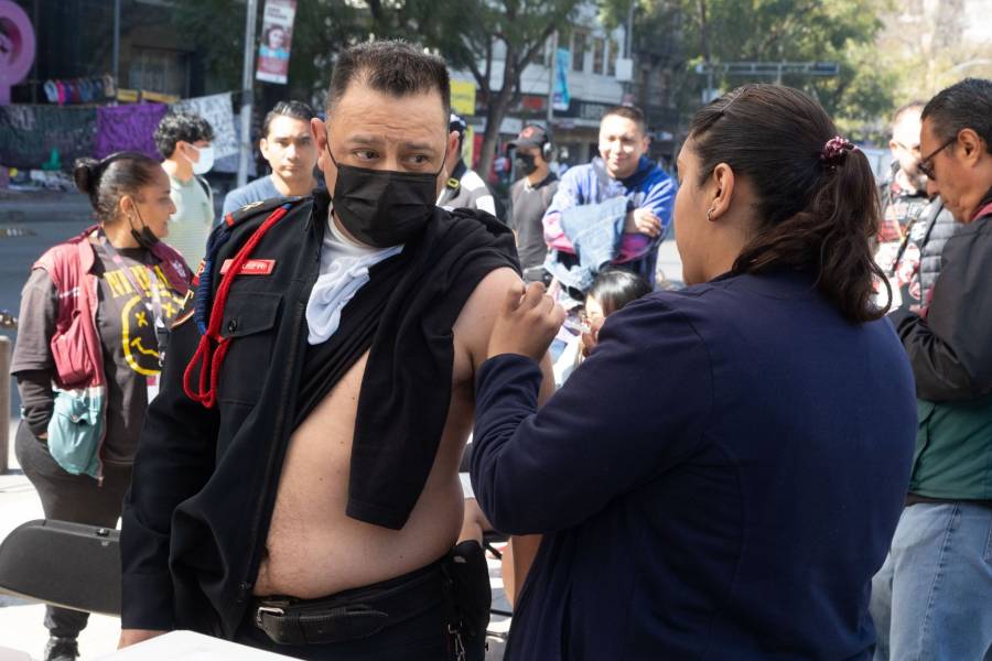 Vacunación contra el sarampión en CDMX amplía horarios extendidos