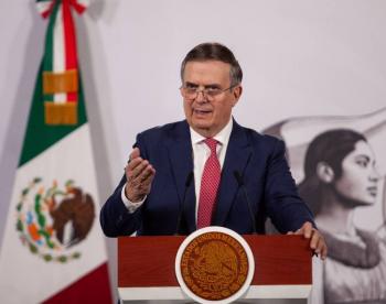 Mandato claro para avanzar en la revisi&oacute;n y perfeccionamiento del T-MEC, afirma Ebrard