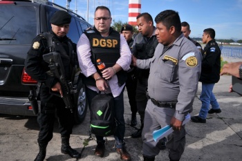 FGR acusa de nuevo a Javier Duarte de peculado por desv&iacute;o de recursos en Veracruz