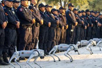 Estadio Monterrey presenta perros robot para vigilancia en el Mundial