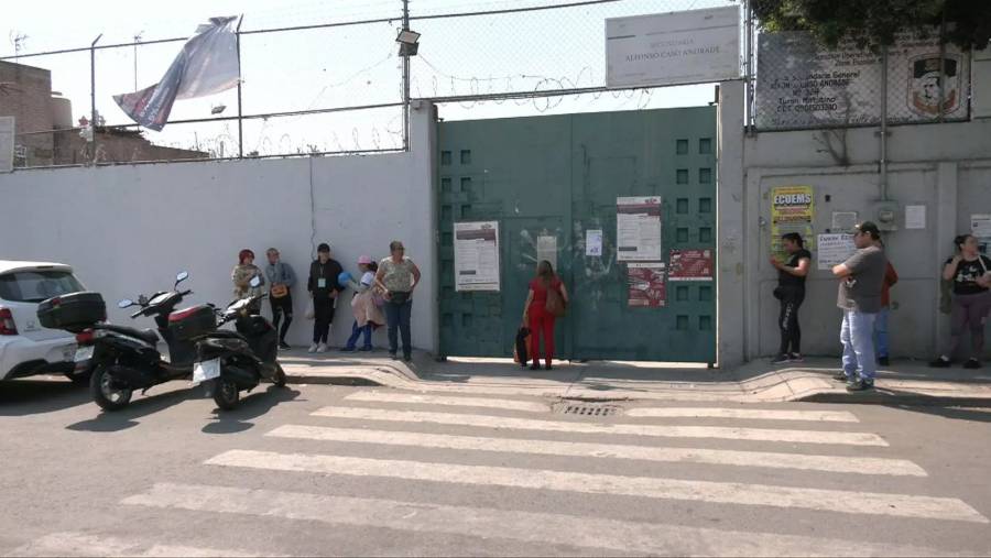 Adolescente apuñalado en Tláhuac es vinculado por un periodista a la banda de los “Borregos”