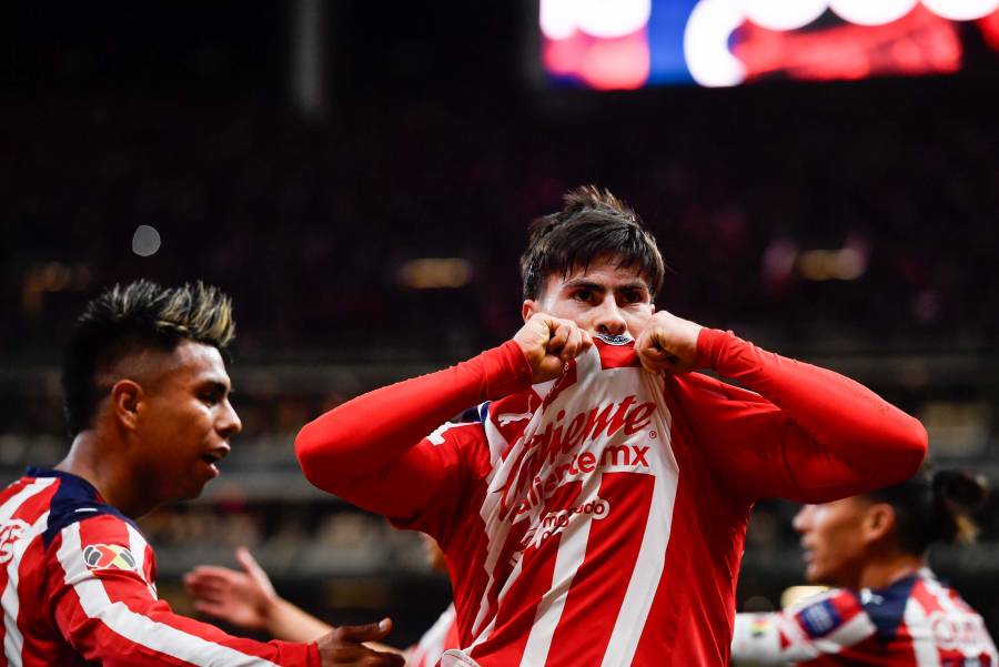Guadalajara vence al América en el Clásico Nacional y se consolida como líder del Clausura 2026