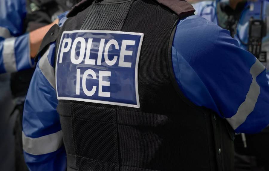 Gobierno de EE.UU. solicita datos de usuarios que critican al ICE en redes sociales