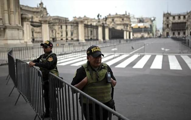 Congreso de Perú destituye a presidente interino José Jerí