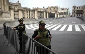 Congreso de Per&uacute; destituye a presidente interino Jos&eacute; Jer&iacute;