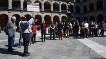 Sheinbaum participa en simulacro de sismo desde Palacio Nacional