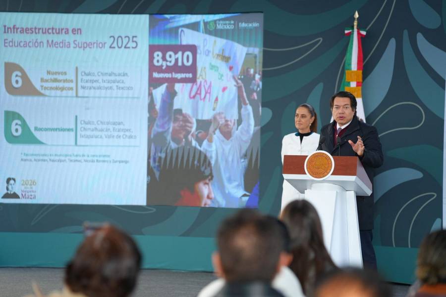 Reclaman revisi&oacute;n educativa tras salida de Marx Arriaga