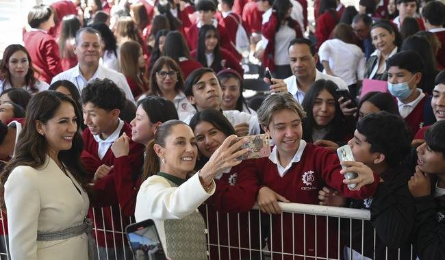 Presidenta inaugura nuevo plantel de Bachillerato Tecnológico en León, Guanajuato, que dará acceso a la educación a más de mil estudiantes