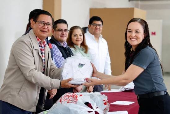 CECyTE BCS inicia entrega de uniformes a personal sindicalizado en cumplimiento de contrato colectivo