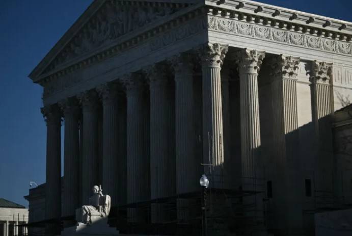 Corte Suprema limita aranceles de Trump bajo ley de 1977