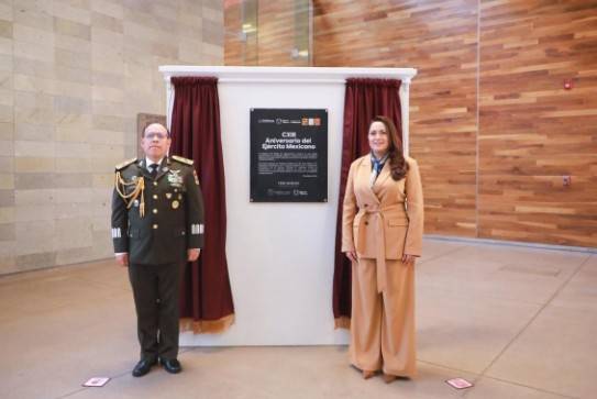 Gobernadora Tere Jim&eacute;nez reconoce al Ej&eacute;rcito Mexicano en su 113 aniversario en Aguascalientes