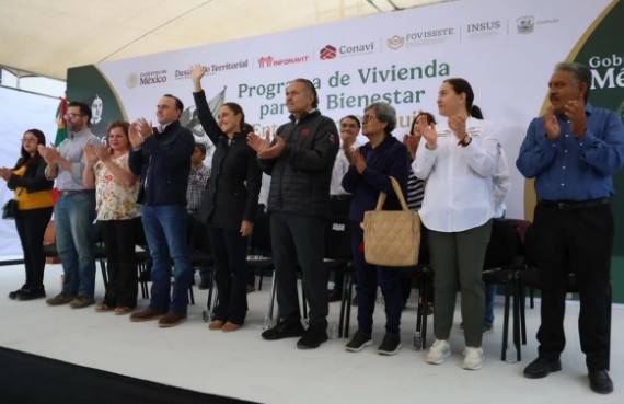 Abucheos a Manolo Jim&eacute;nez marcan acto de Sheinbaum en Monclova