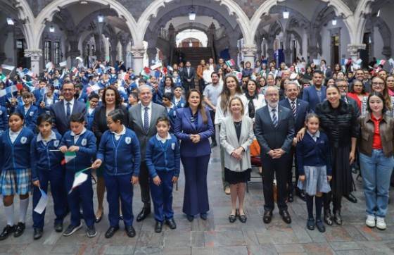 Aguascalientes alcanza 92% de cobertura bilingue en primarias y renueva convenio de franc&eacute;s con Francia