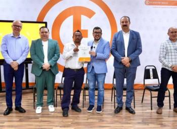Nuevo Le&oacute;n certifica a 97 conductores de transporte p&uacute;blico en profesionalizaci&oacute;n