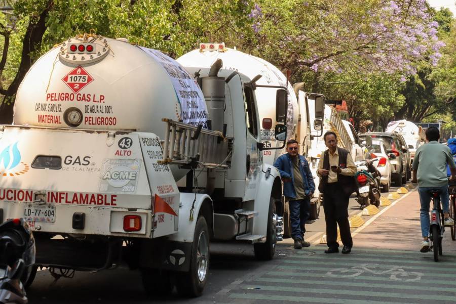 SSC aplica operativo de revisión a pipas de gas en CDMX: 667 verificaciones y 555 infracciones