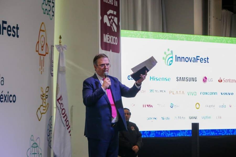 El secretario Marcelo Ebrard anuncia 155 premios para innovadores
