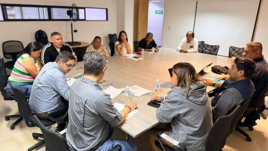 Continúan mesas de diálogo por ordenamiento en San Cosme; alcaldía mantiene oferta de empleo formal