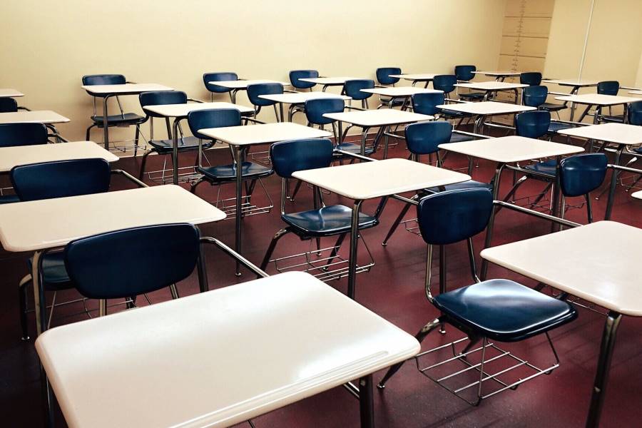 Ichife gestiona reconstrucción total de barda perimetral en primaria de Ciudad Juárez tras daños por viento