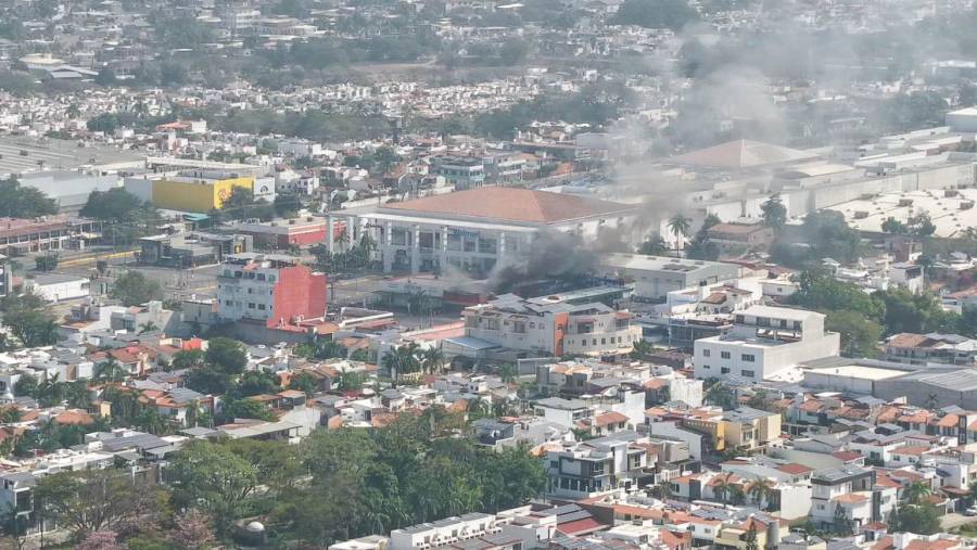 Servicios de transporte en Jalisco avanzan hacia normalización tras bloqueos por operativo contra el CJNG