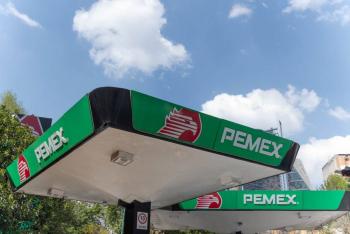 Pemex reduce p&eacute;rdidas y deuda en cierre de 2025