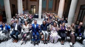 Gobierno de Guanajuato y Uber M&eacute;xico firman convenio para movilidad inclusiva con 700 viajes donados