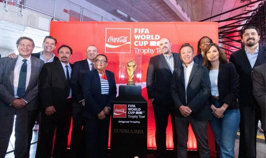 Jalisco exhibe la Copa Mundial de la FIFA rumbo al Mundial 2026