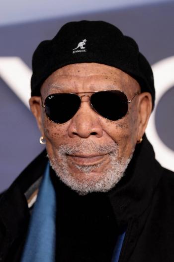 Morgan Freeman cuestiona c&oacute;mo un presidente convicto puede gobernar Estados Unidos