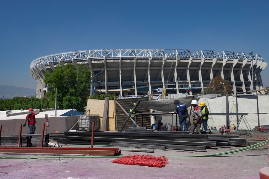 Dudas sobre remodelación del Estadio Azteca y presencia de Cristiano Ronaldo opacan preparativo México vs Portugal