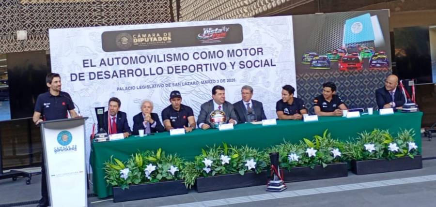 Pedro Haces inaugura en San Lázaro evento sobre automovilismo como motor de desarrollo deportivo y social