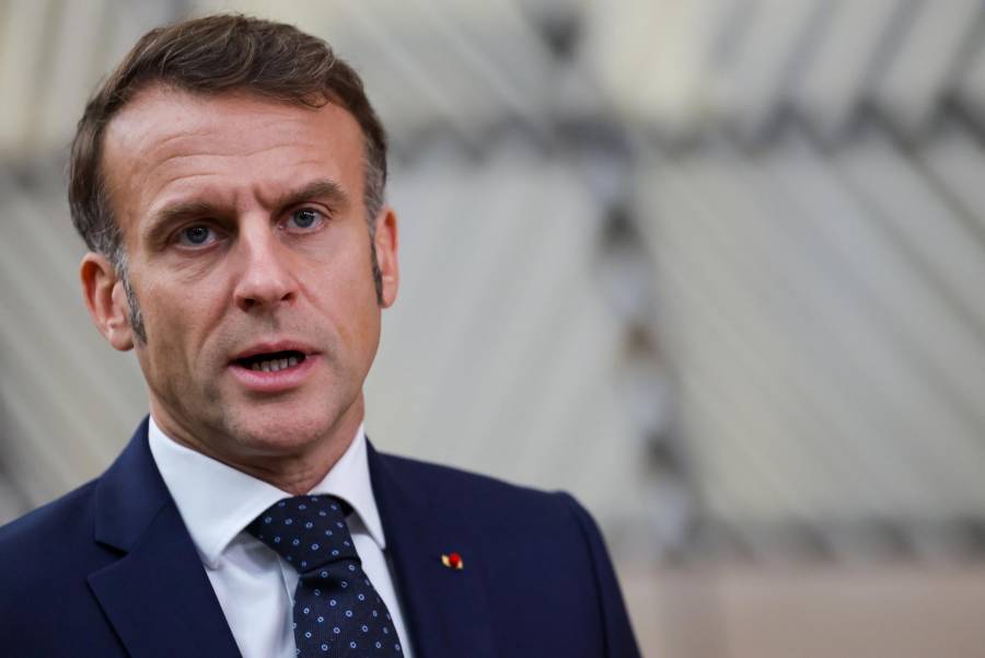 Macron anuncia refuerzos militares en Oriente Medio, incluido el portaviones Charles de Gaulle