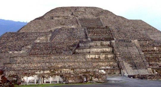 Simposio revela proyecto desconocido de Leopoldo Batres: un jard&iacute;n paisaj&iacute;stico en la Pir&aacute;mide del Sol