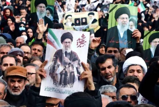 La ausencia del ayatol&aacute; Ali Khamenei revela la pregunta prohibida dentro del poder iran&iacute;