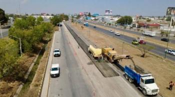 Gobierno de San Luis Potos&iacute; avanza en rehabilitaci&oacute;n de laterales de la carertera 57 para mejorar movilidad industrial